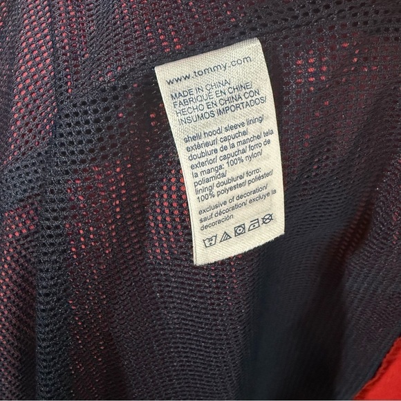 Tommy Hilfiger Windbreaker Hooded Nylon Red Zip Up. Women’s Size XXL - Picture 10 of 13